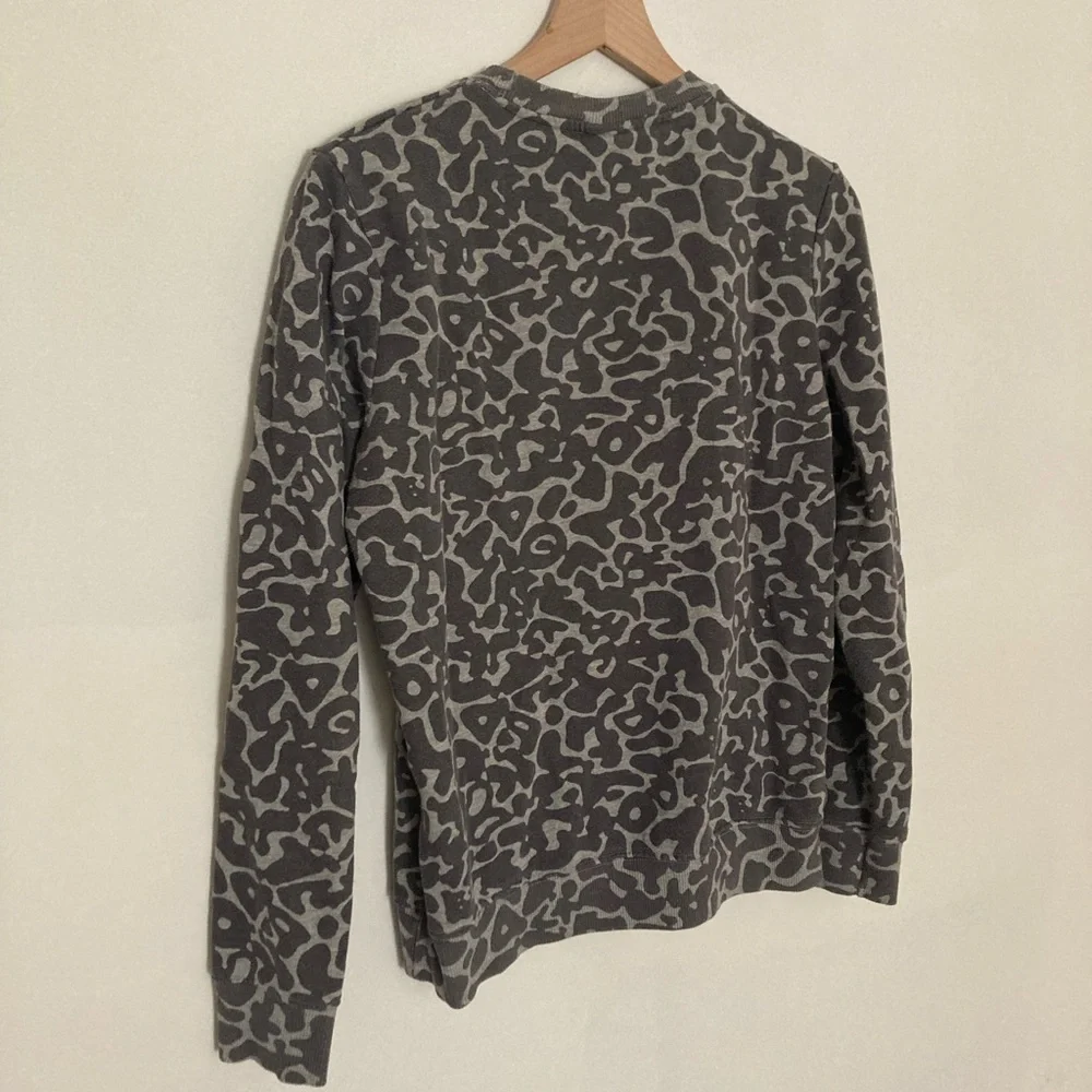 H&M Grey Leopard Sweatshirt - Picture 3 of 3